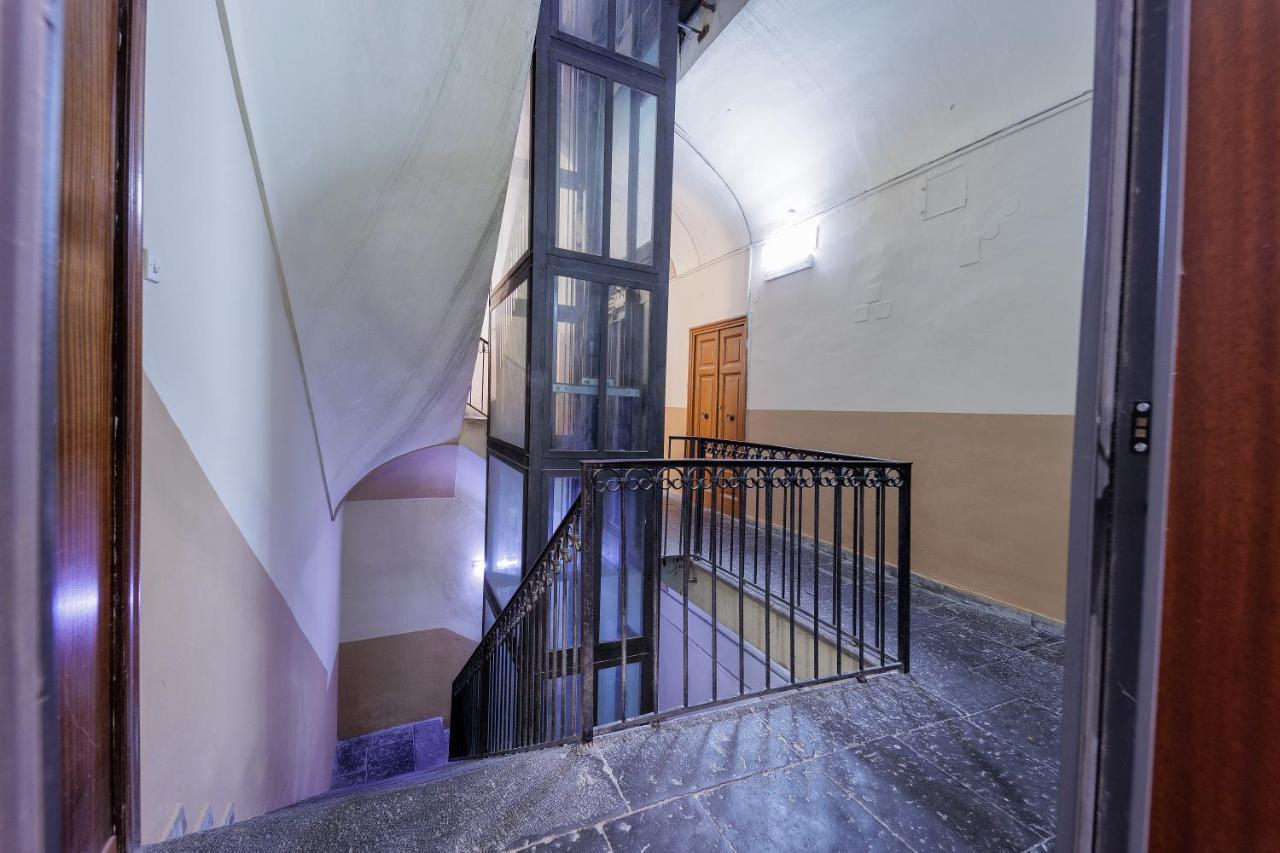 Live Suite Napoli Exteriör bild