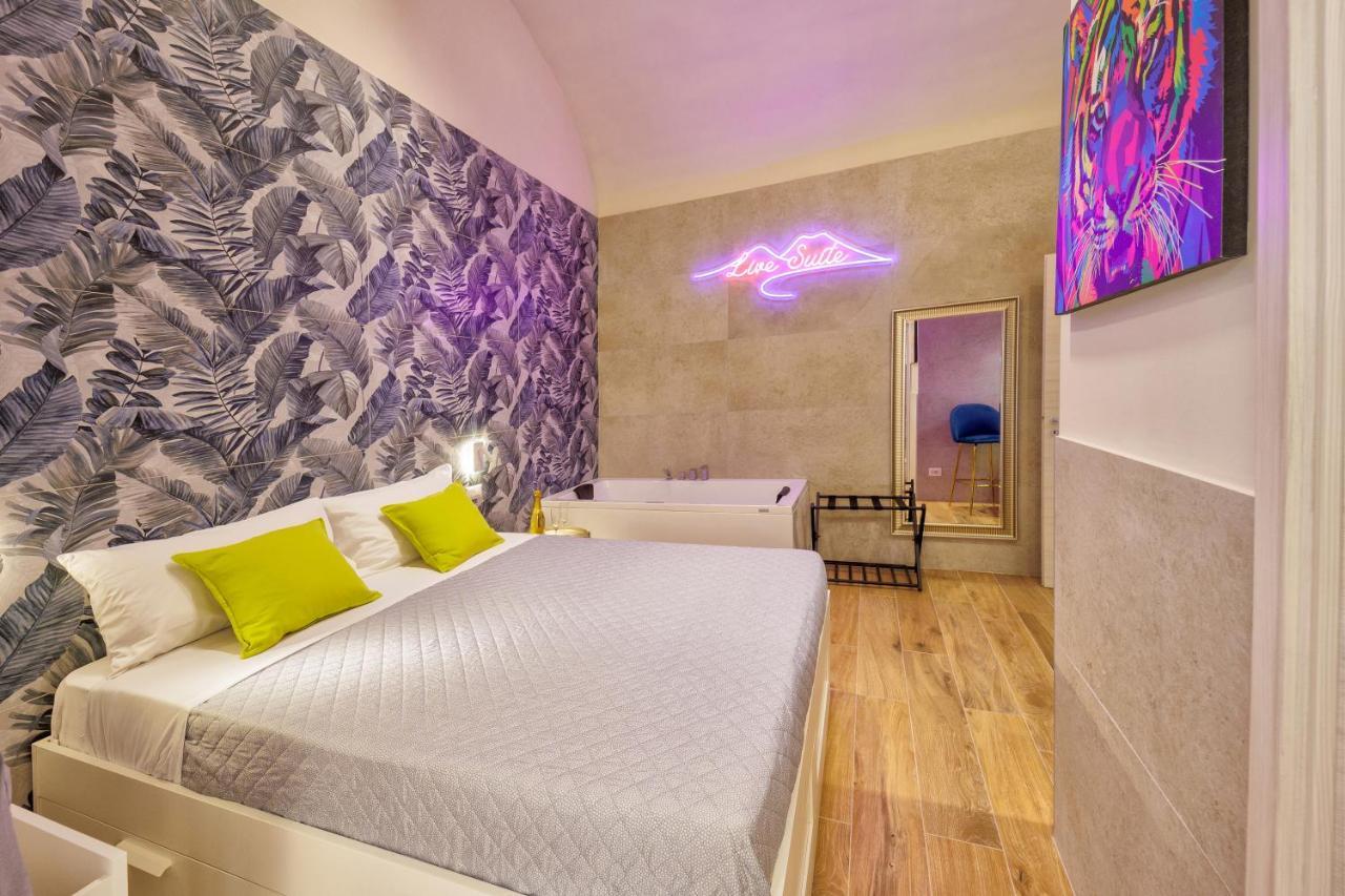 Live Suite Napoli Exteriör bild