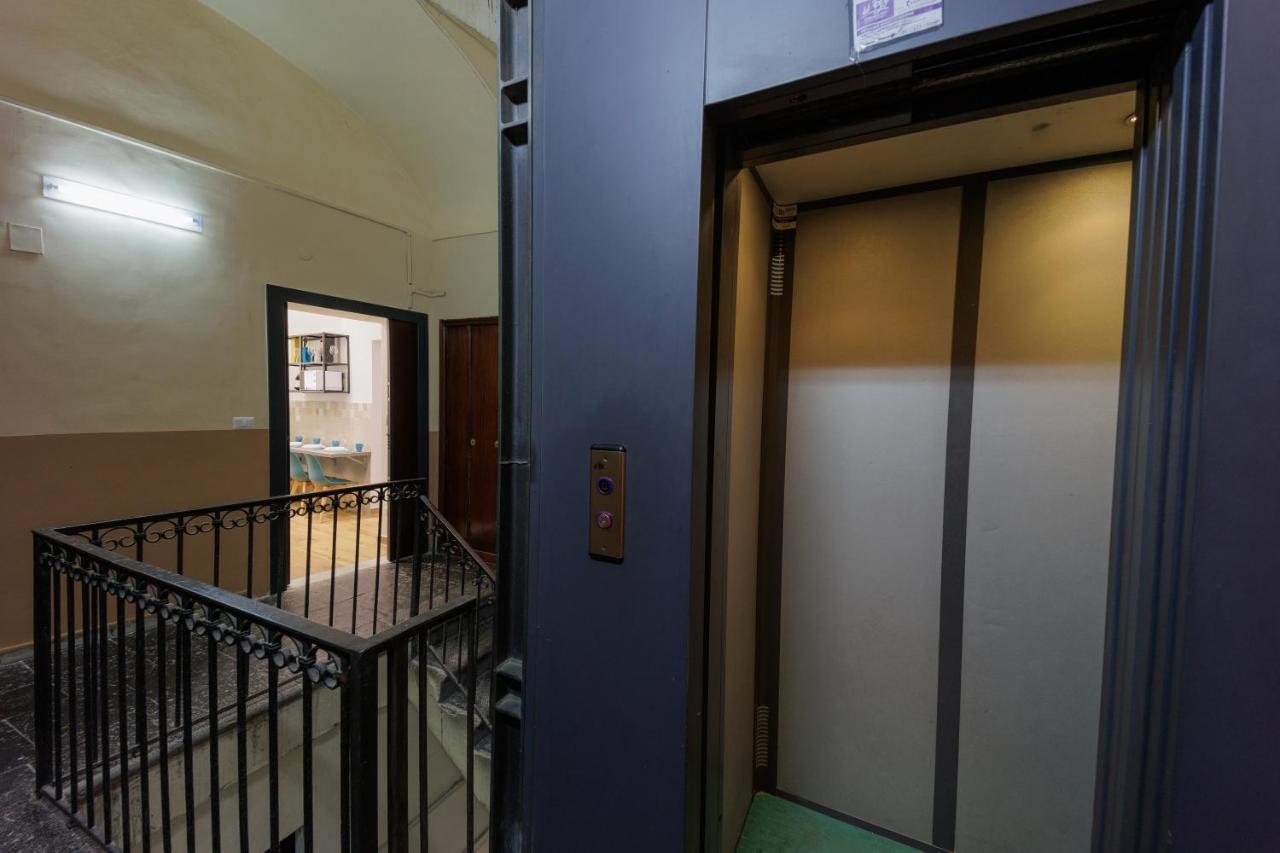 Live Suite Napoli Exteriör bild